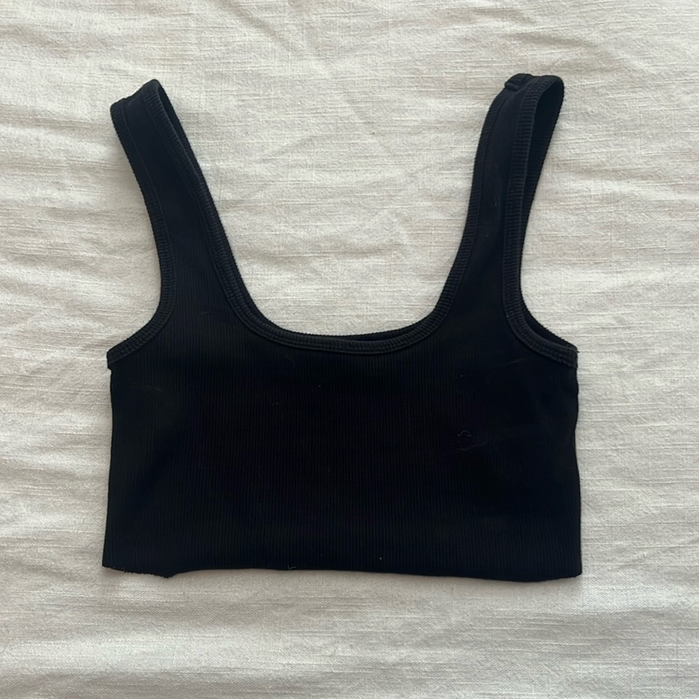 Forever 21 basic black crop top